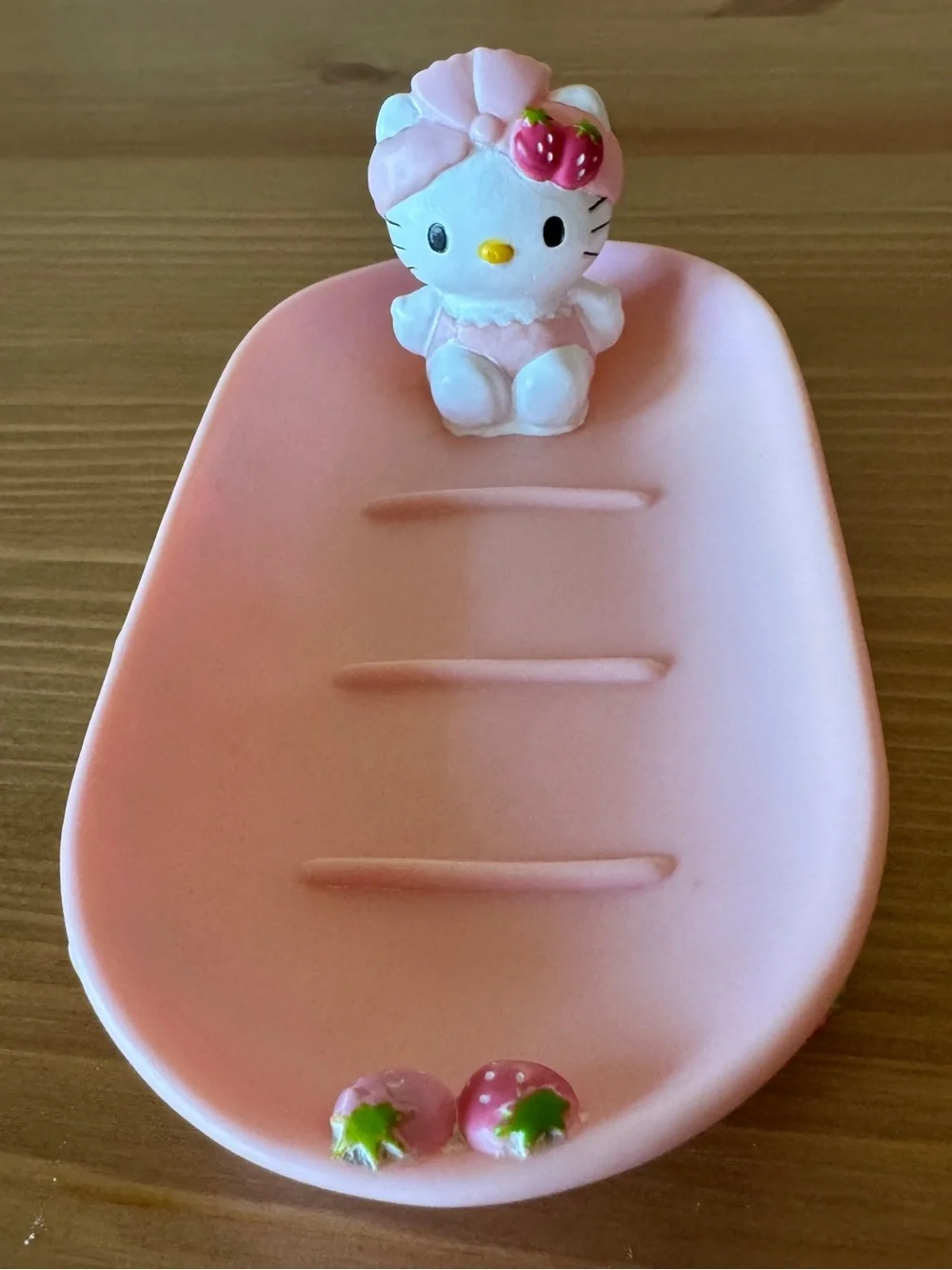 VTG Rare Sanrio Hello Kitty Pink Strawberry Soap Dish Kawaii